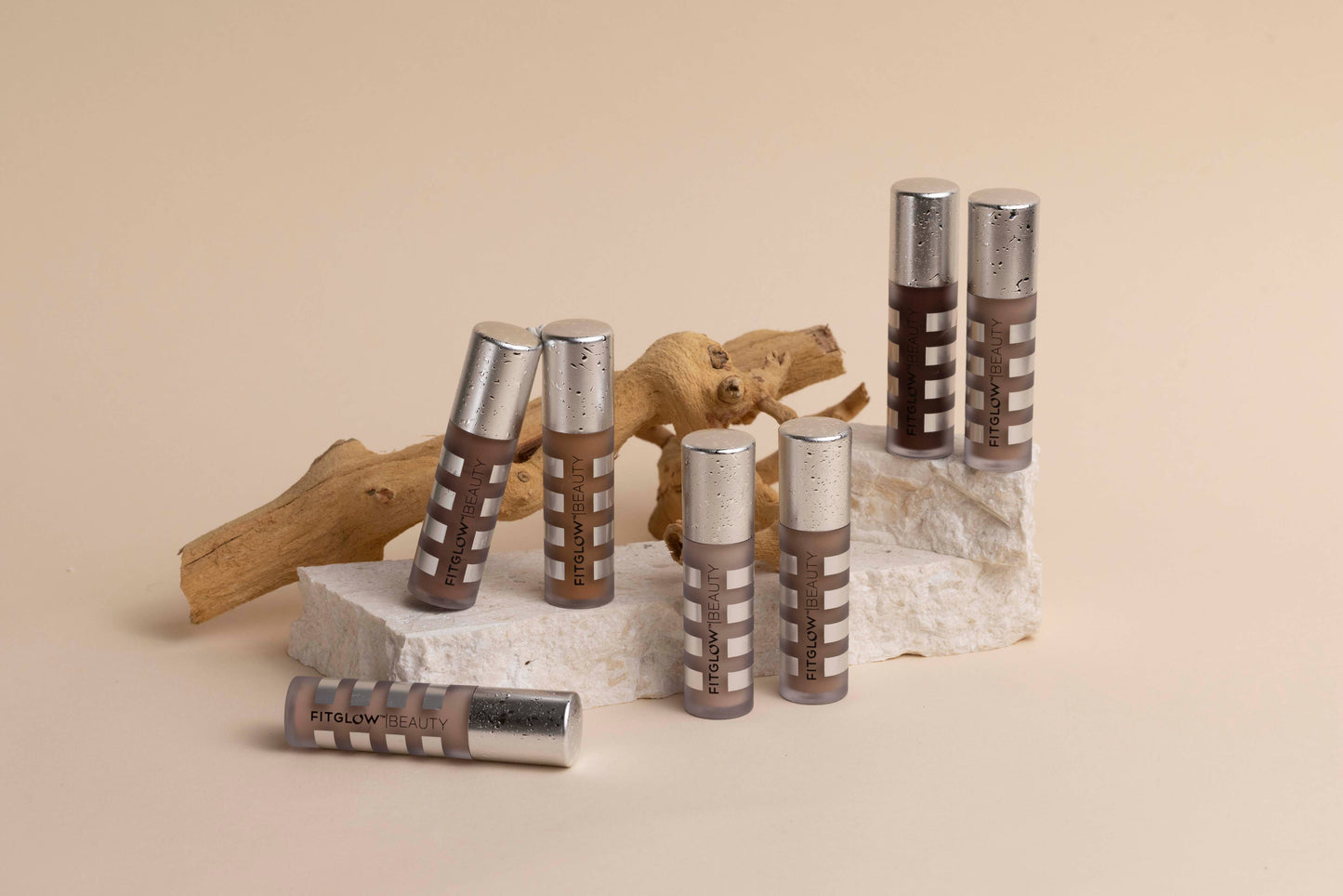Fitglow Beauty - Conceal + Full Coverage Skin Treatment Face Concealer - C3.5 - Medium with Neutral Undertones