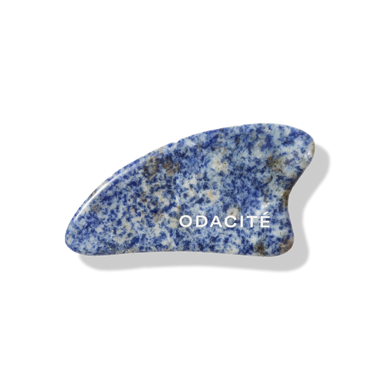 Odacité - Crystal Contour Gua Sha Blue Sodalite Beauty Tool