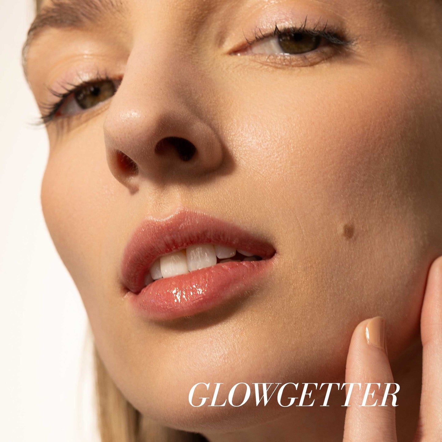 Fitglow Beauty - NEW Ceramide Hydra-Balm - Launching September 18th - Glowgetter (Bronzed Rose Nude Shimmer)